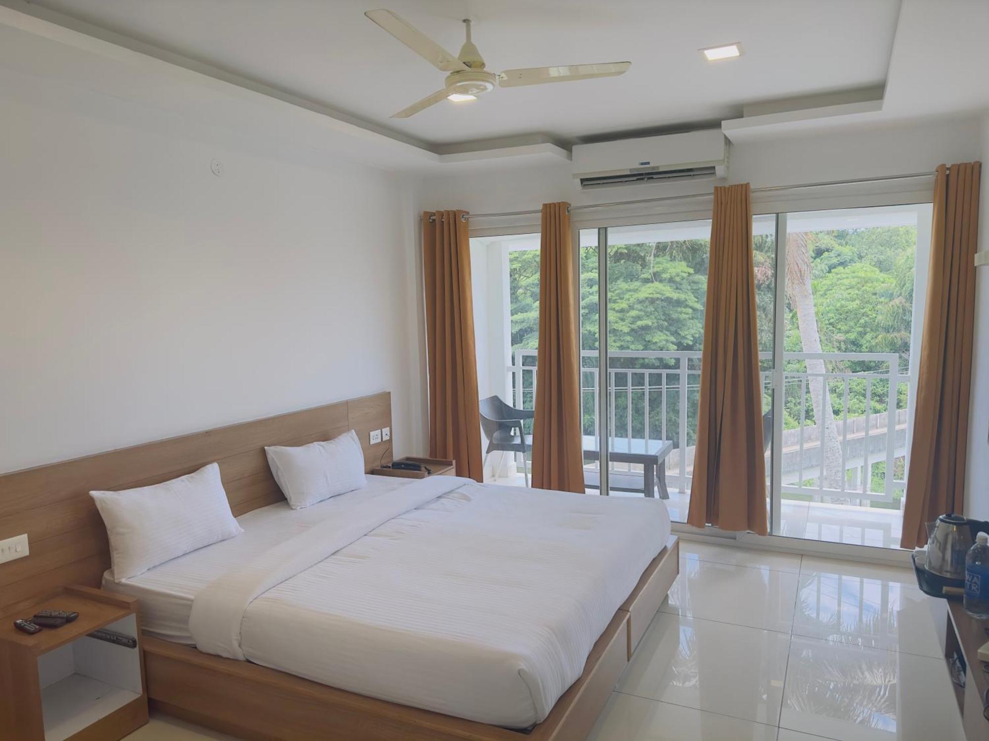 Hotel Lets Stay Kochi Exterior foto