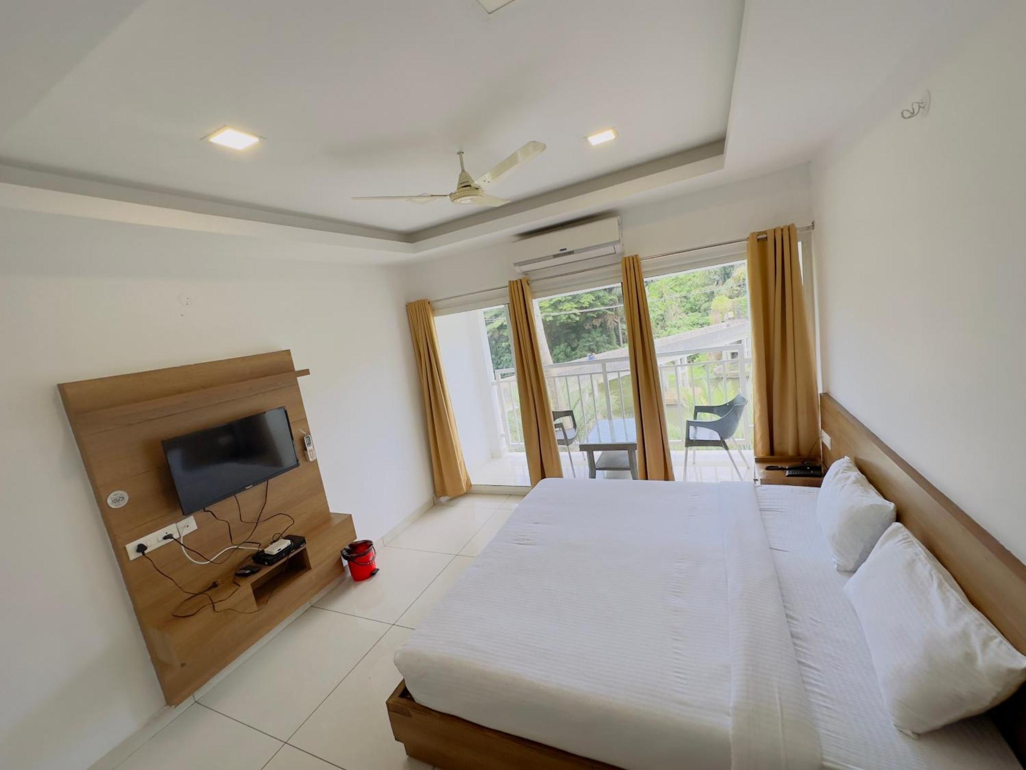 Hotel Lets Stay Kochi Exterior foto