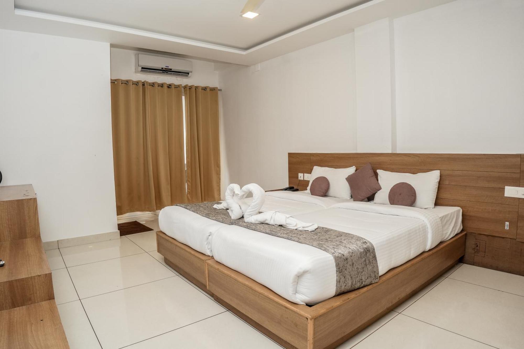 Hotel Lets Stay Kochi Exterior foto