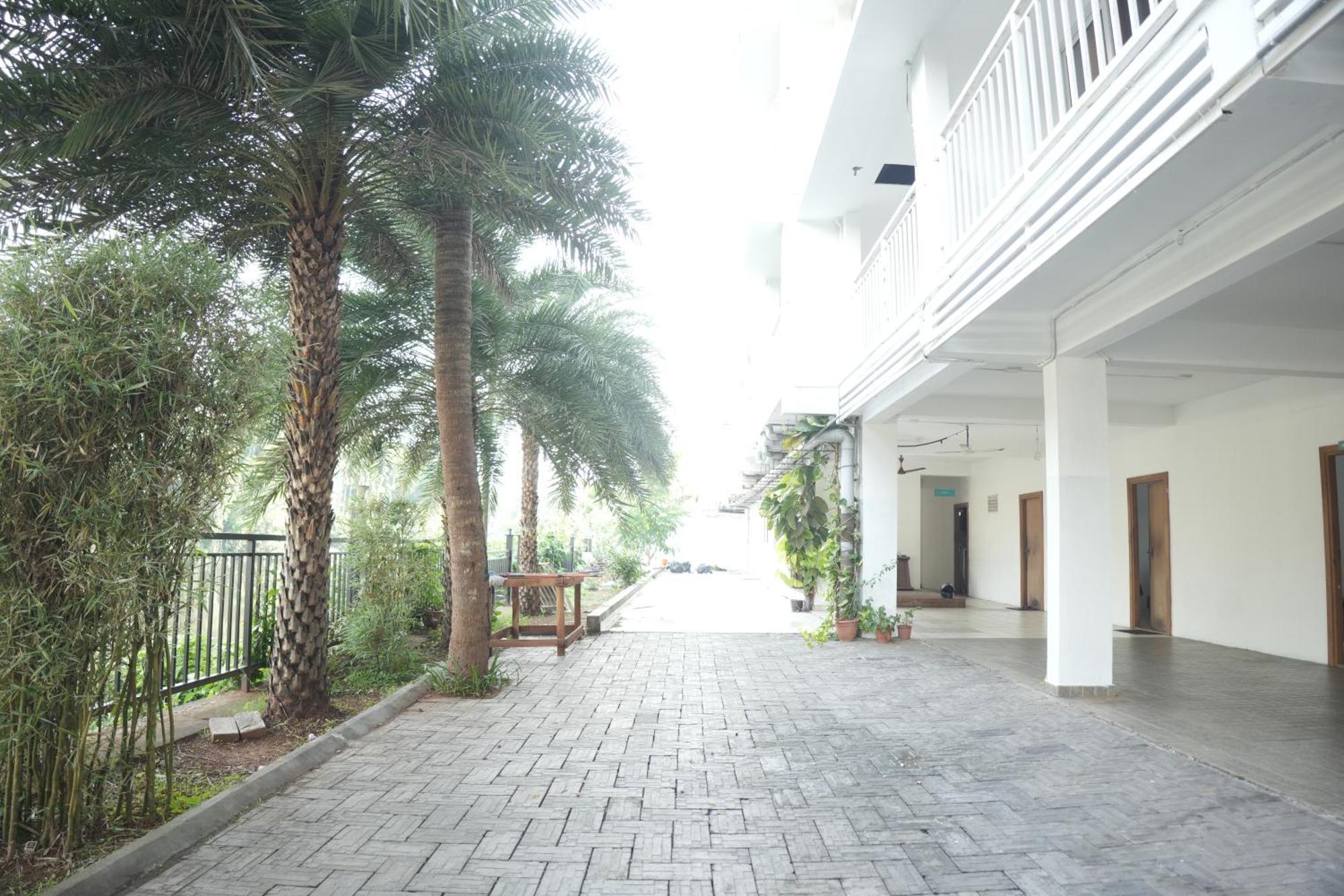 Hotel Lets Stay Kochi Exterior foto